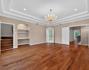 1015 Stanford Street - Photo Thumbnail 36