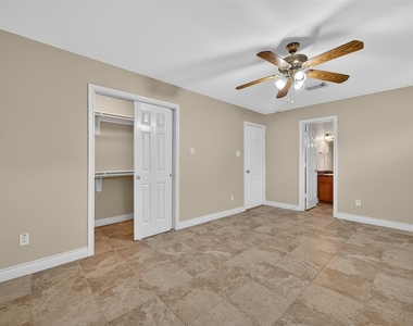 1015 Stanford Street - Photo Thumbnail 25