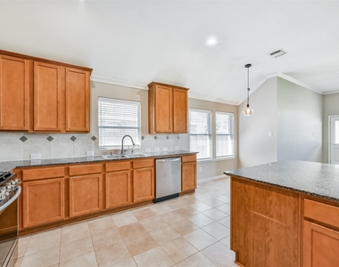 13719 Rolling River Lane - Photo Thumbnail 9