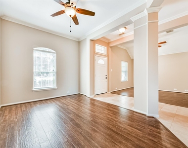 13719 Rolling River Lane - Photo Thumbnail 14