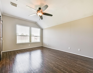 13719 Rolling River Lane - Photo Thumbnail 17