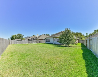13719 Rolling River Lane - Photo Thumbnail 29