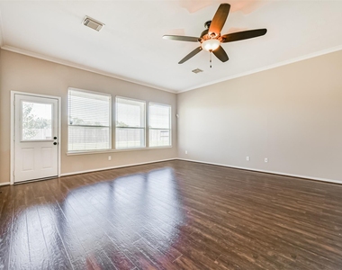 13719 Rolling River Lane - Photo Thumbnail 5