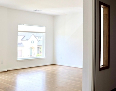 17631 Carnation Glen Drive - Photo Thumbnail 29