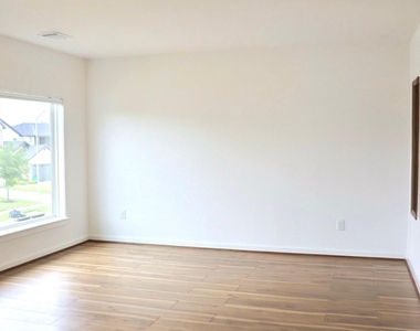 17631 Carnation Glen Drive - Photo Thumbnail 30