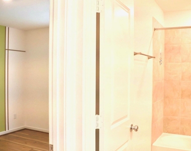 17631 Carnation Glen Drive - Photo Thumbnail 13