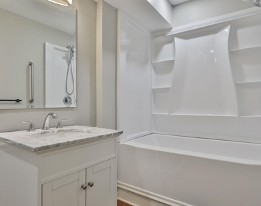 41a Howe - Photo Thumbnail 14