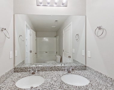 9141 Aegean Circle - Photo Thumbnail 13