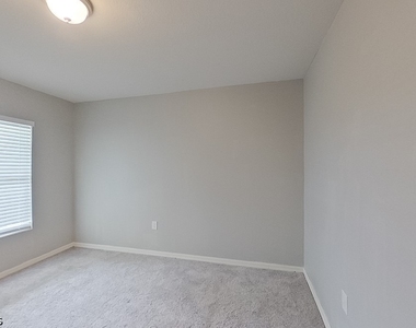 9141 Aegean Circle - Photo Thumbnail 8