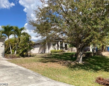 2637 Nw 1st Street - Photo Thumbnail 6