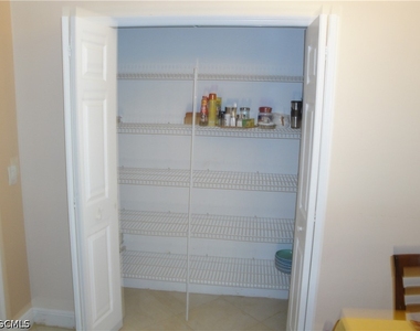 301 Se 1st Street - Photo Thumbnail 10