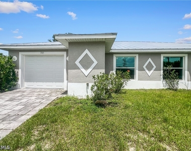 745 Harry Avenue S - Photo Thumbnail 2