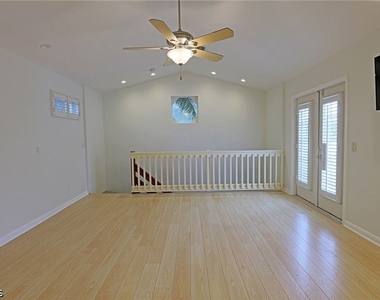 1353 Stadler Drive - Photo Thumbnail 3