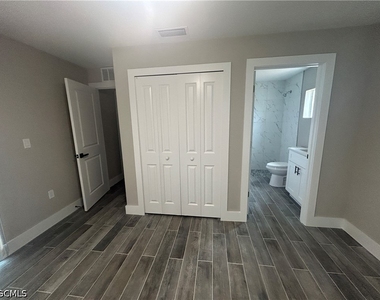 4004 Ne 17th Avenue - Photo Thumbnail 10