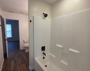 237 Rue Labonne Road - Photo Thumbnail 12