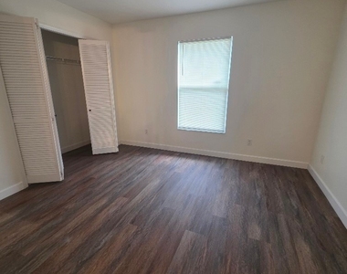 237 Rue Labonne Road - Photo Thumbnail 14