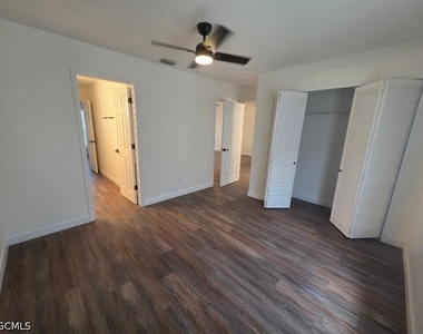 237 Rue Labonne Road - Photo Thumbnail 15