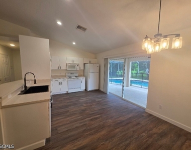 237 Rue Labonne Road - Photo Thumbnail 3