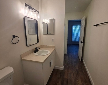 237 Rue Labonne Road - Photo Thumbnail 13