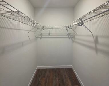 237 Rue Labonne Road - Photo Thumbnail 9
