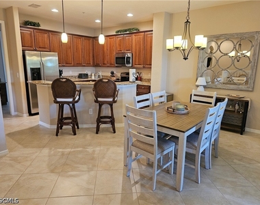 11256 Paseo Grande Boulevard - Photo Thumbnail 7