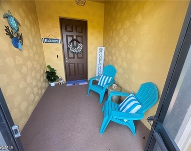 11908 Izarra Way - Photo Thumbnail 4