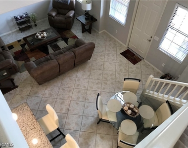 11875 Izarra Way - Photo Thumbnail 8