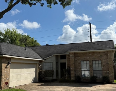 3211 Mesquite Drive - Photo Thumbnail 9