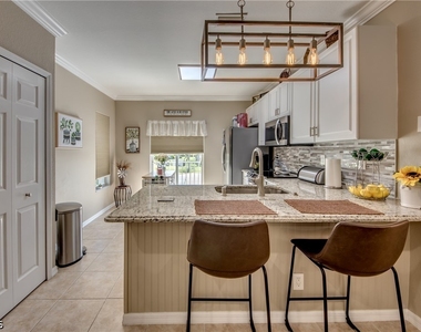 5308 Chiquita Boulevard S - Photo Thumbnail 11