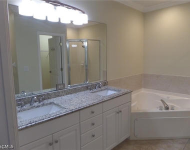 5308 Chiquita Boulevard S - Photo Thumbnail 11