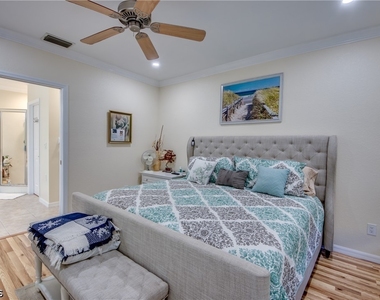 5308 Chiquita Boulevard S - Photo Thumbnail 15
