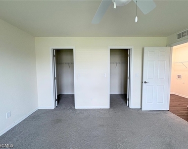7002 Waldo Circle - Photo Thumbnail 3