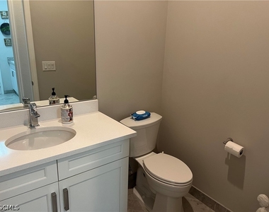 11624 Stonecreek Circle - Photo Thumbnail 5