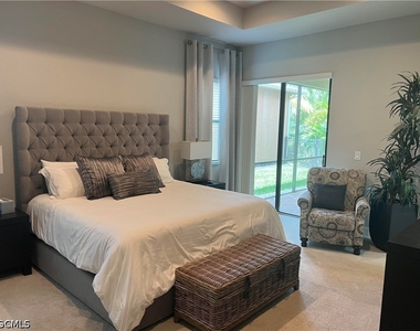 11624 Stonecreek Circle - Photo Thumbnail 6