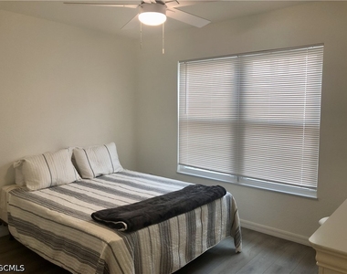 16881 Davis Road - Photo Thumbnail 19