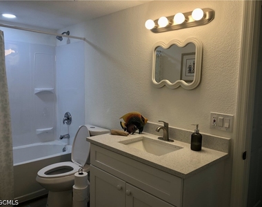 16881 Davis Road - Photo Thumbnail 17