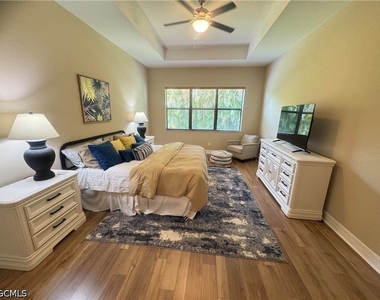 10253 Gulfstone Court - Photo Thumbnail 18