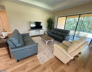 10253 Gulfstone Court - Photo Thumbnail 16