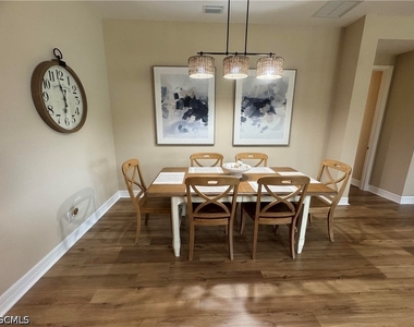 10253 Gulfstone Court - Photo Thumbnail 12