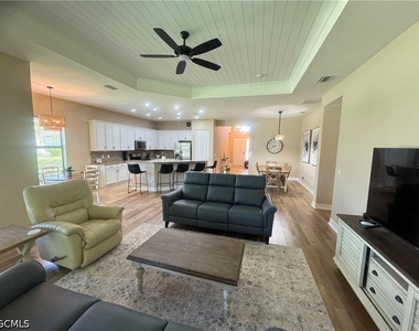 10253 Gulfstone Court - Photo Thumbnail 17