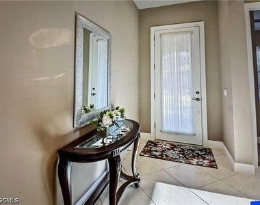 12690 Fairington Way - Photo Thumbnail 5