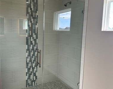 921 Nw 16th Terrace - Photo Thumbnail 8