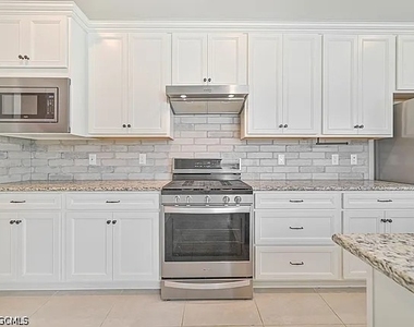 42218 Edgewater Drive - Photo Thumbnail 12
