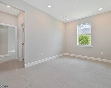 42218 Edgewater Drive - Photo Thumbnail 18