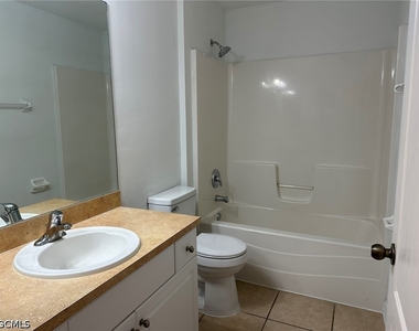 2207 Ne 15th Lane - Photo Thumbnail 22