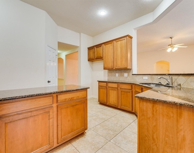 26619 Summerbend Hollow Lane - Photo Thumbnail 15