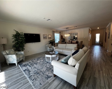 15556 Pascolo Lane - Photo Thumbnail 6