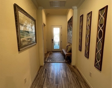 15556 Pascolo Lane - Photo Thumbnail 4