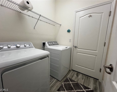 15556 Pascolo Lane - Photo Thumbnail 17