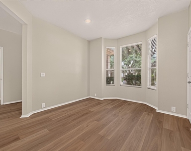 18915 S Lyford Drive - Photo Thumbnail 3